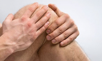 A new study says cracking and popping sounds might be early predictors of symptomatic knee osteoarthritis.