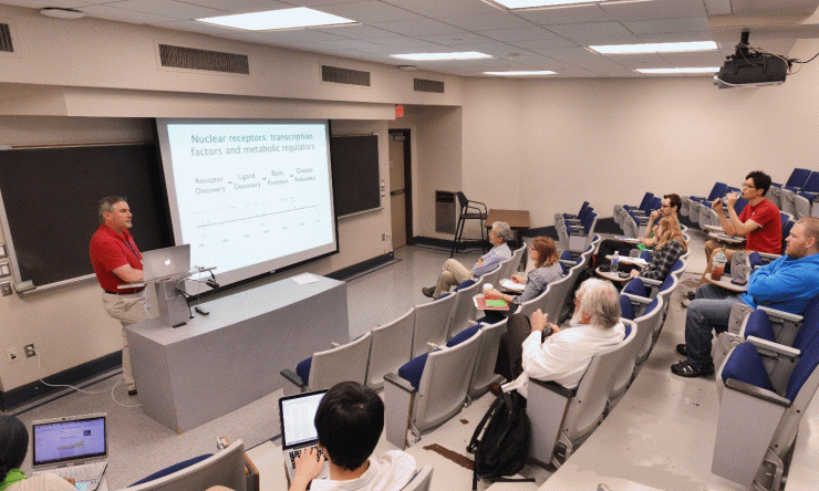 Alkek Center for Molecular Discovery classroom